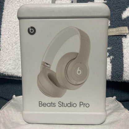 Casque Beats Studio Pro – Casque sans fil à réduction de bruit avec audio USB-C, son spatial